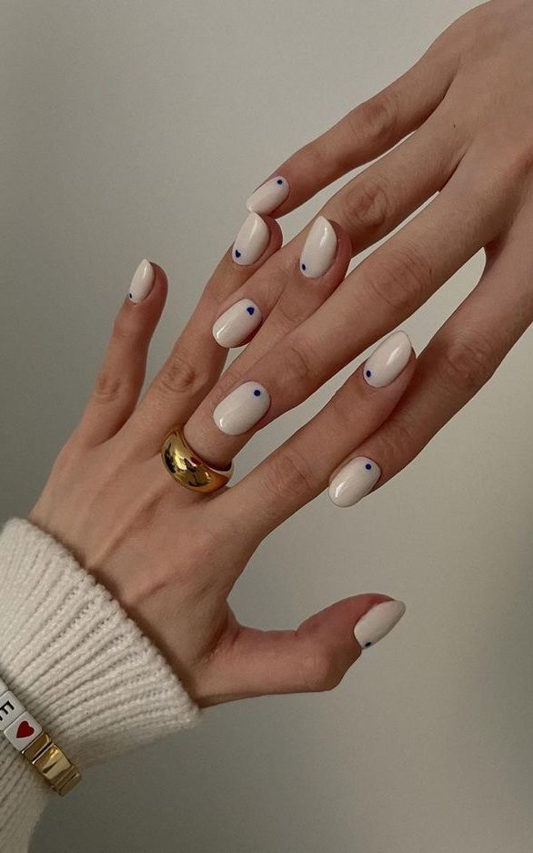 Nail Salon in College Station