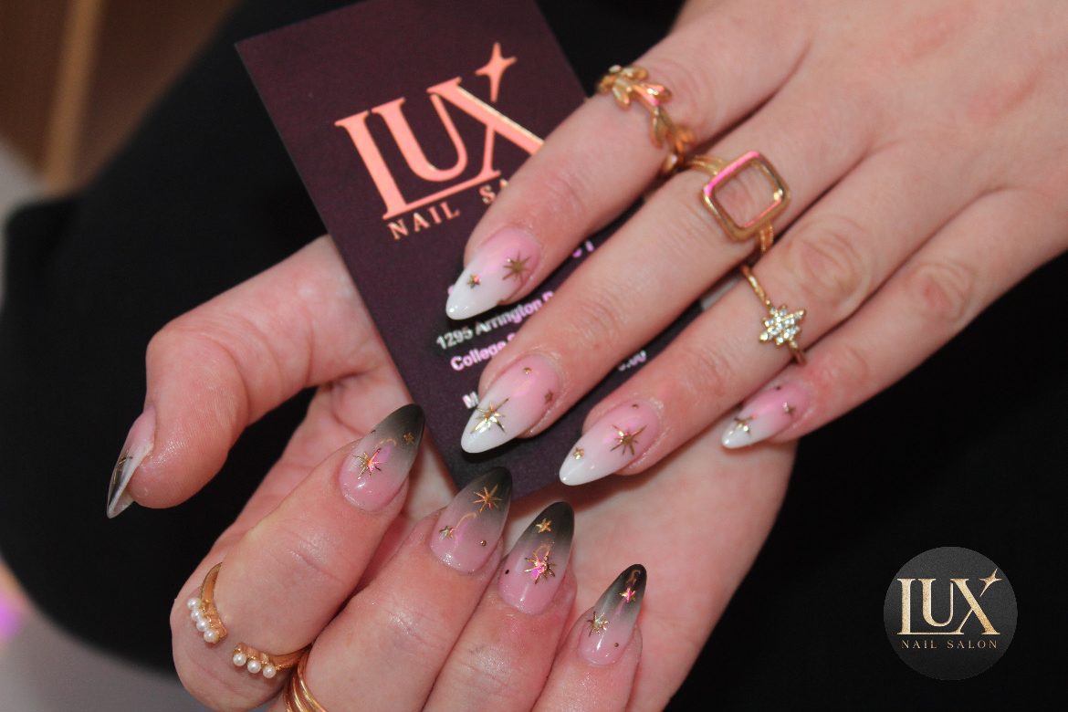 lux nail design